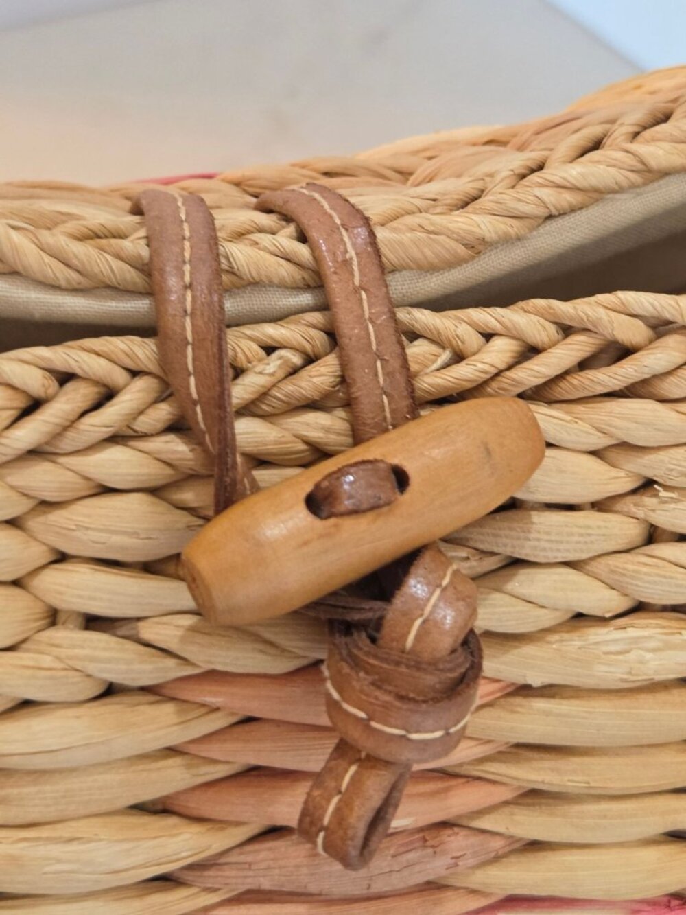 VTG Rare Woven Straw Basket Bag Hand Crafted Wooden Handles Boho Pastel Mix - Picture 6 of 11